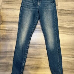 Lucky Brand woman’s jeans. Ava skinny size 0